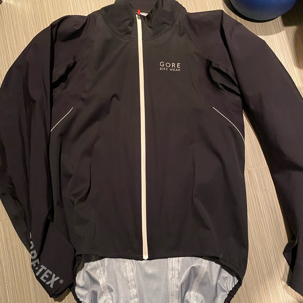 GORE brand gore-Tex cycling jacket XL